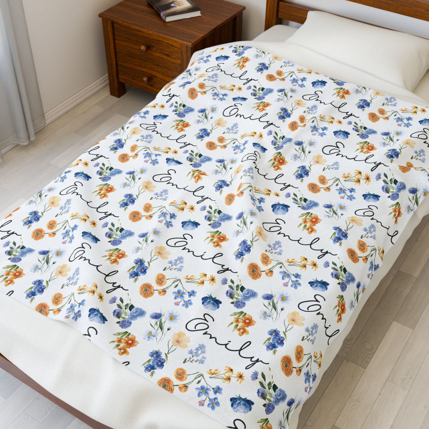 Personalized Floral Velveteen Plush Blanket | Cozy Gift for Baby | Home Décor, Birthday, Baby Shower, Newborn